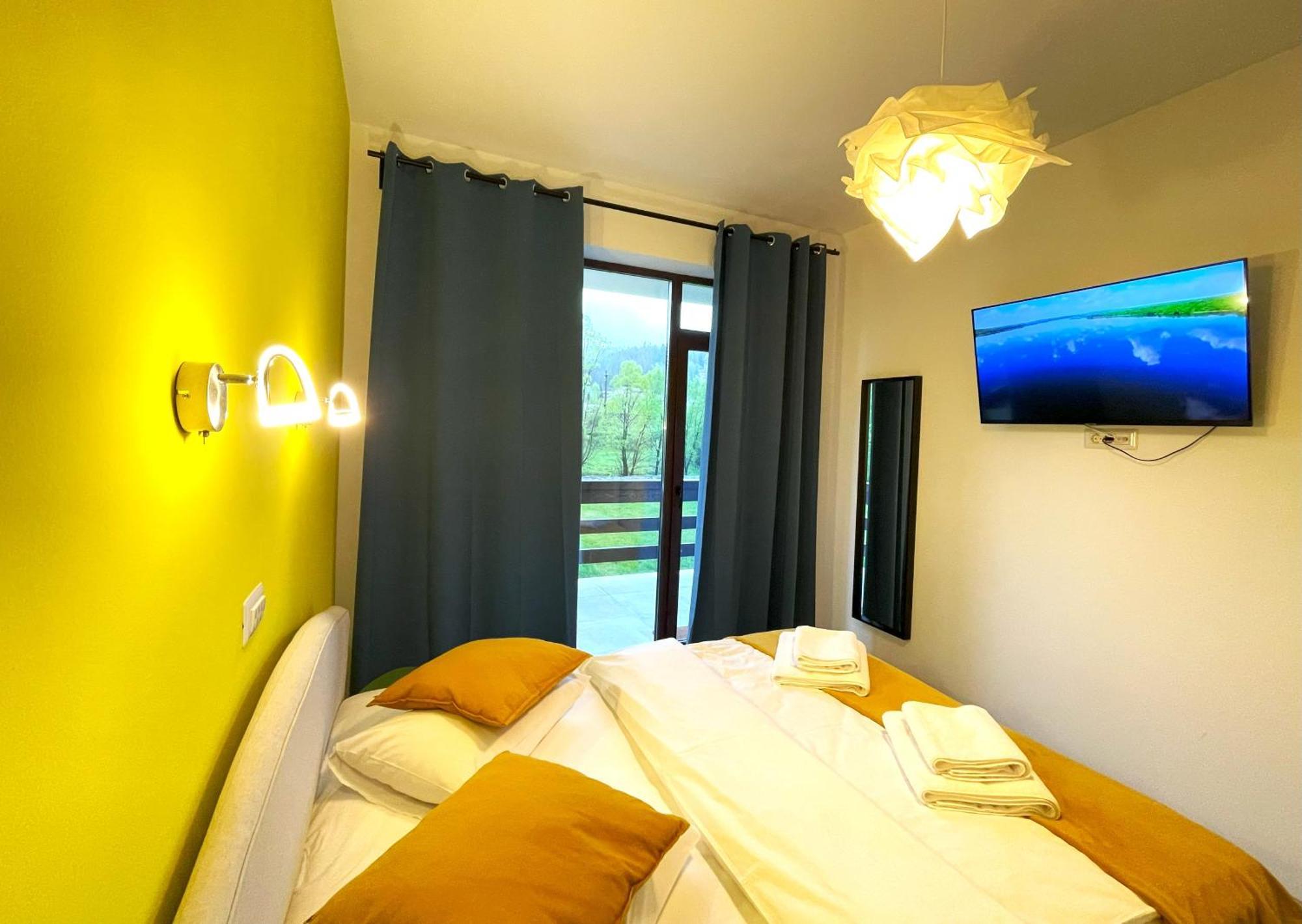 Cozy Riverfront Apartments With Garden And Mountain View Busteni Ngoại thất bức ảnh